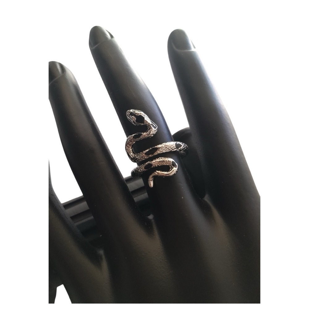 Fashion Snake Gothic Ring - Picture 3 of 6